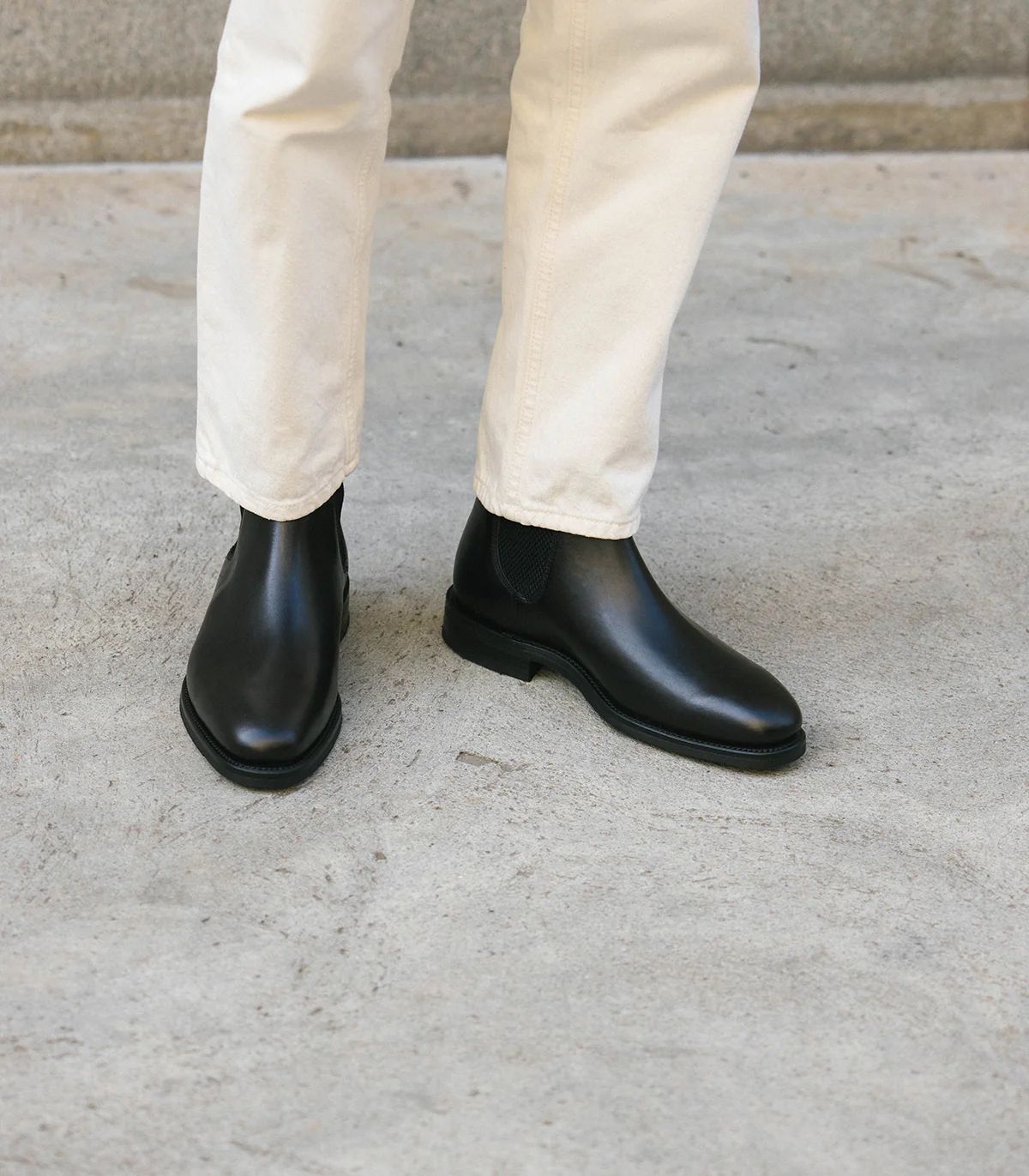 Loake Men's Emsworth Black Calf